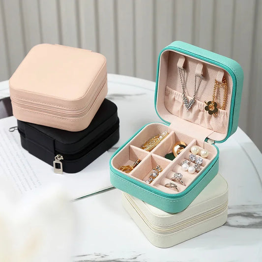 Mini Portable Jewelry Box – Elegant Travel Organizer 💍✨